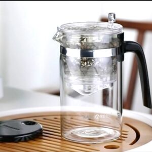 Elegant glass tea infuser. Perfect for brewing your favorite tea